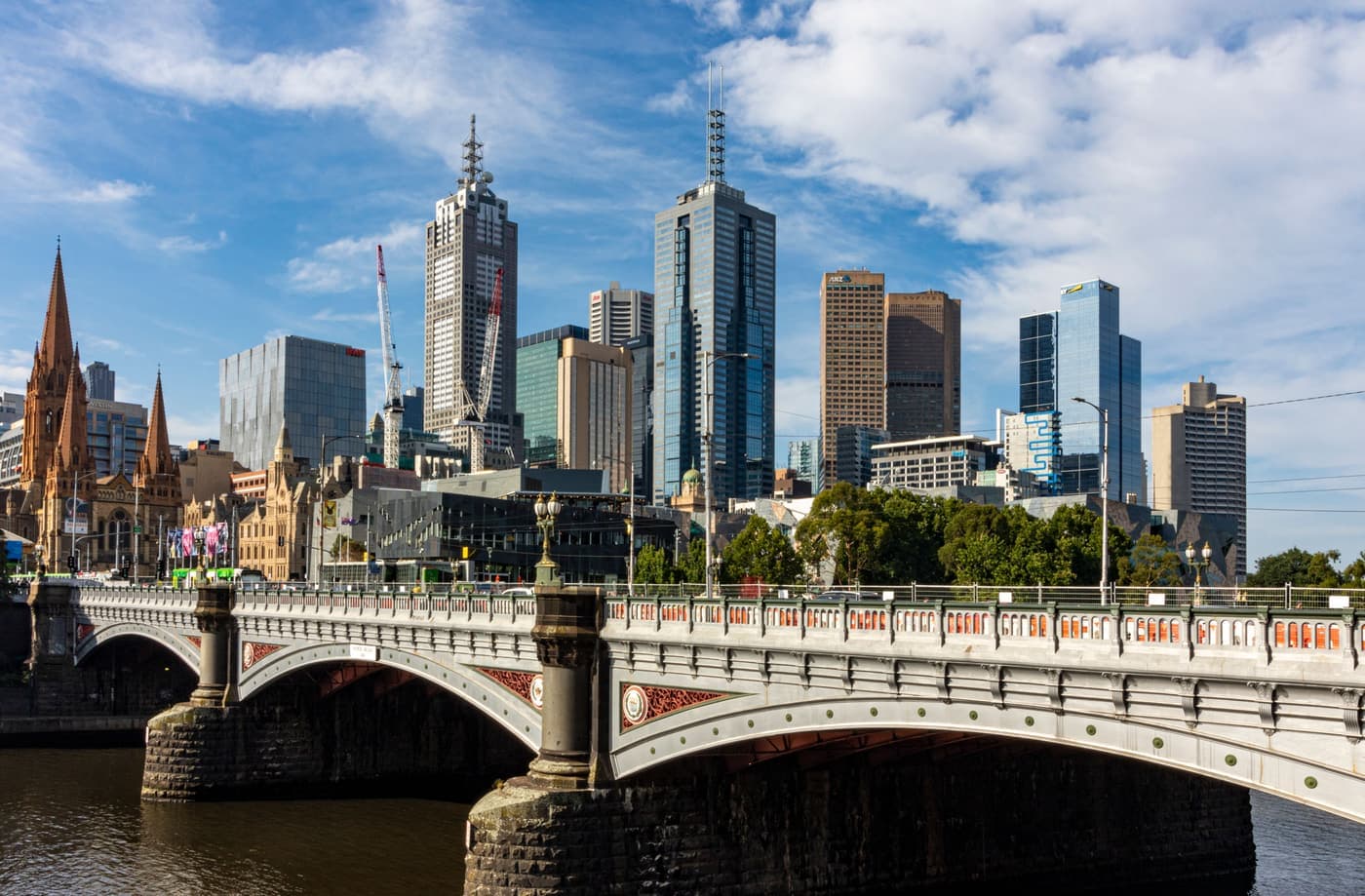 Melbourne skyline with Princes Bridge over the Yarra River